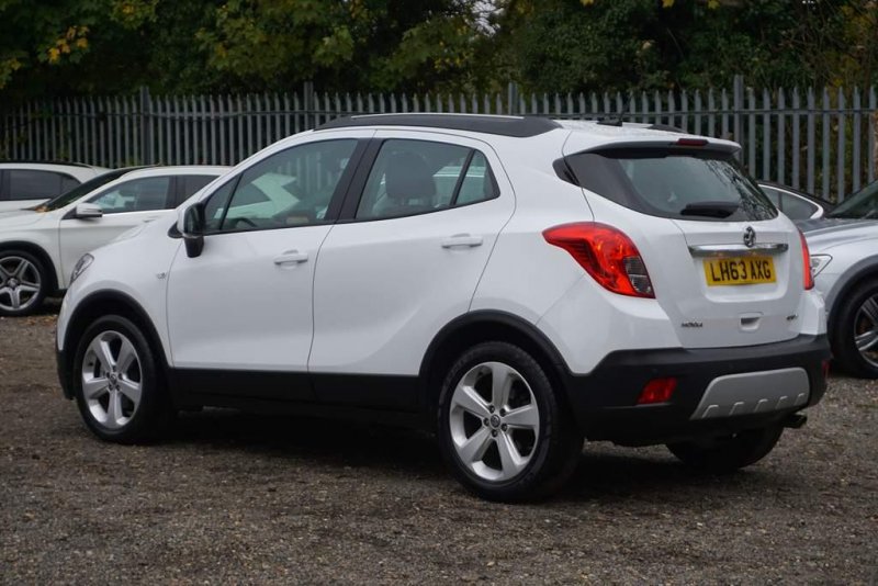 VAUXHALL MOKKA