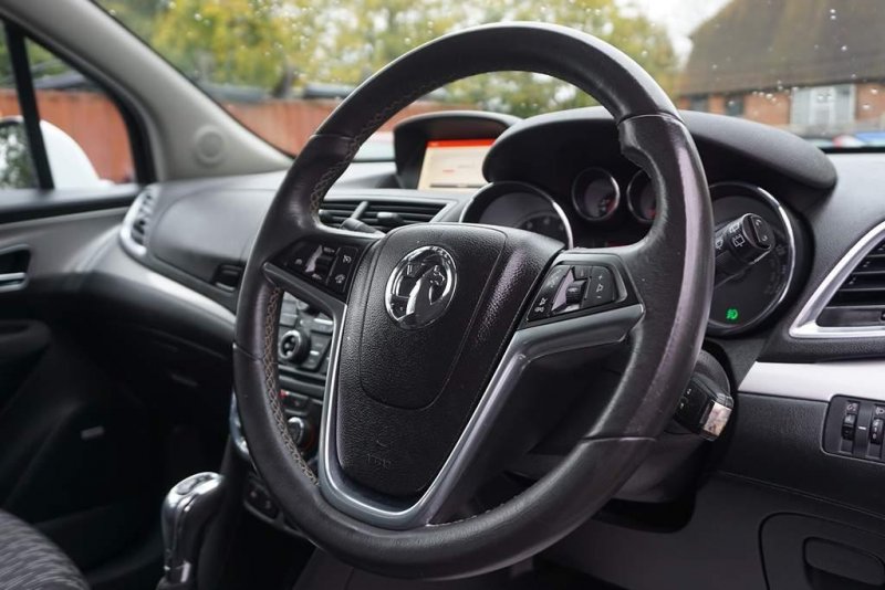 VAUXHALL MOKKA