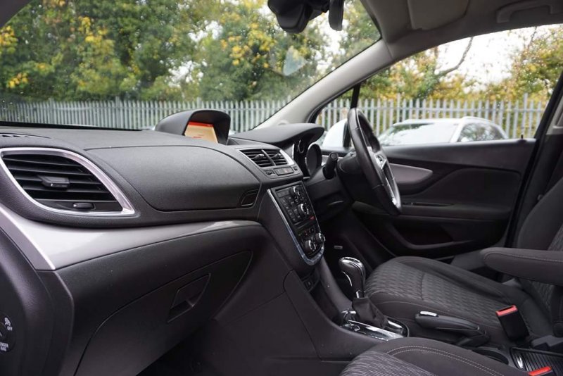 VAUXHALL MOKKA