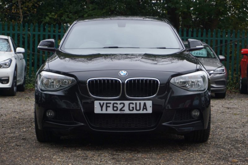 BMW 1 SERIES