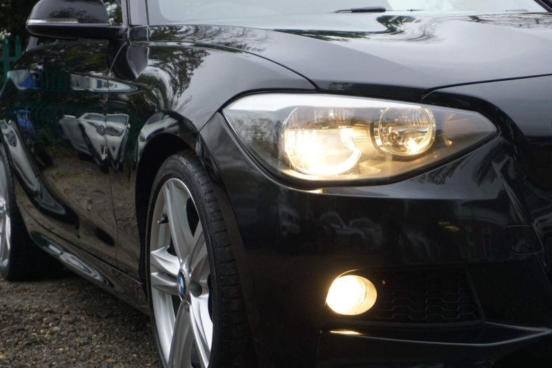 BMW 1 SERIES