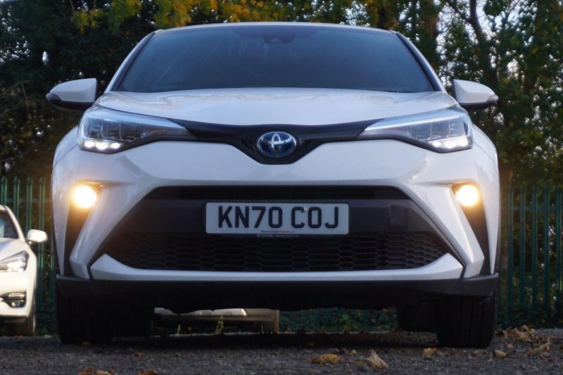 TOYOTA C-HR