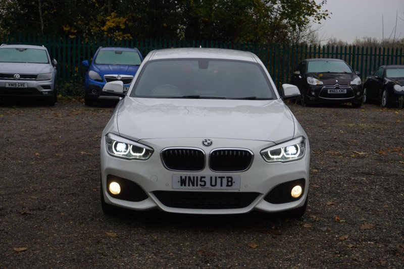 BMW 1 SERIES