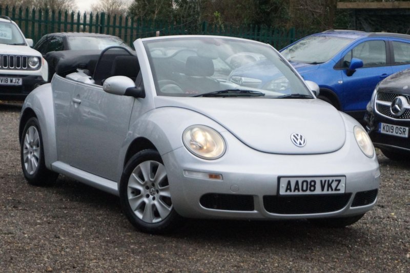VOLKSWAGEN BEETLE