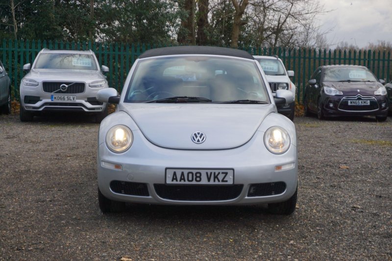 VOLKSWAGEN BEETLE