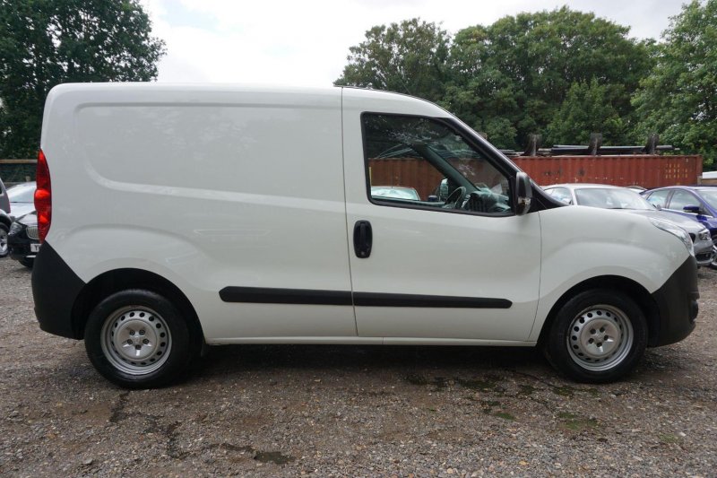 VAUXHALL COMBO