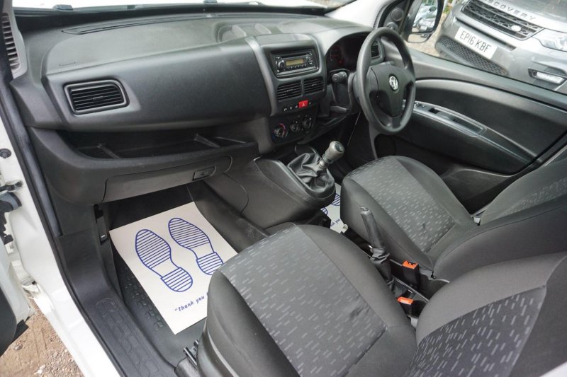 VAUXHALL COMBO