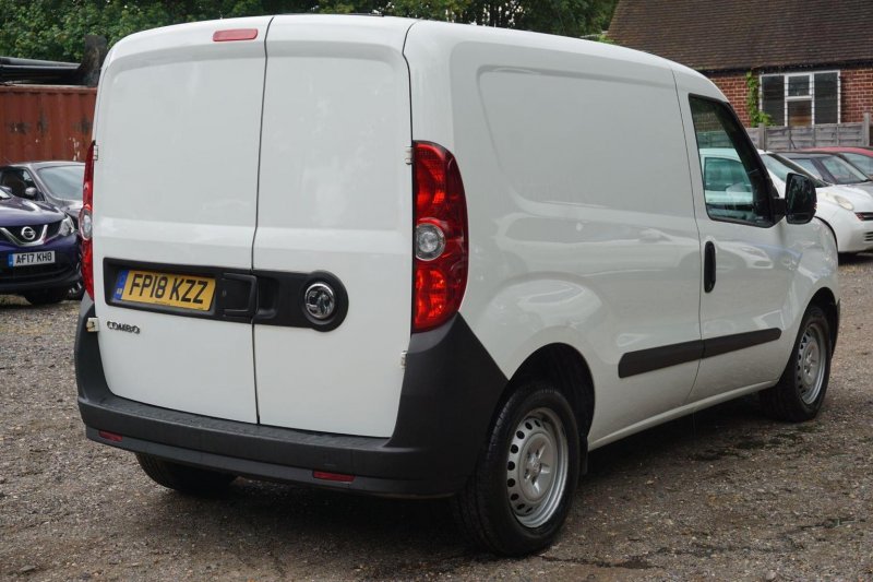VAUXHALL COMBO