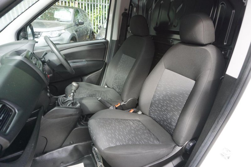 VAUXHALL COMBO