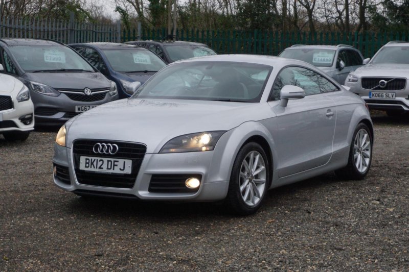 AUDI TT