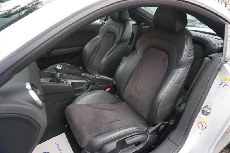 AUDI TT