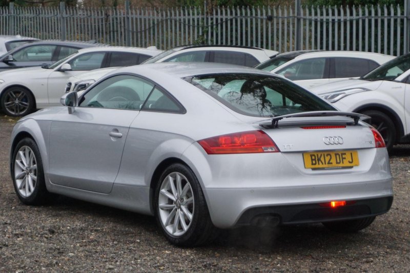 AUDI TT