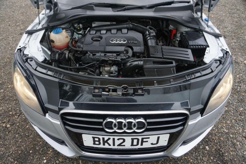 AUDI TT