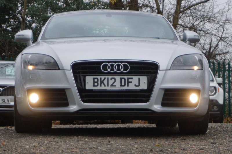 AUDI TT