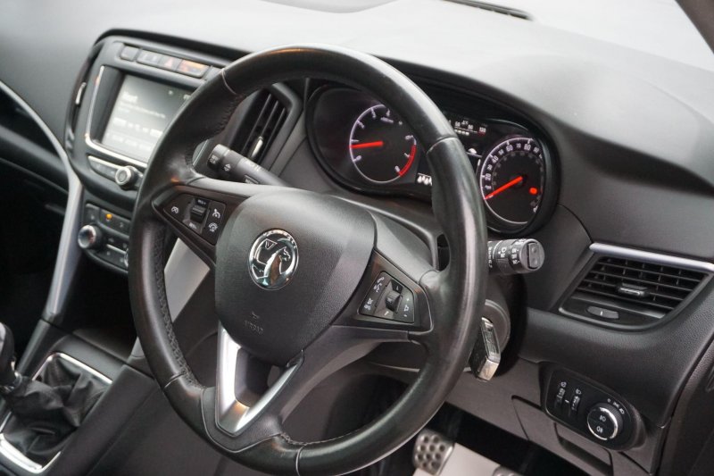 VAUXHALL ZAFIRA TOURER