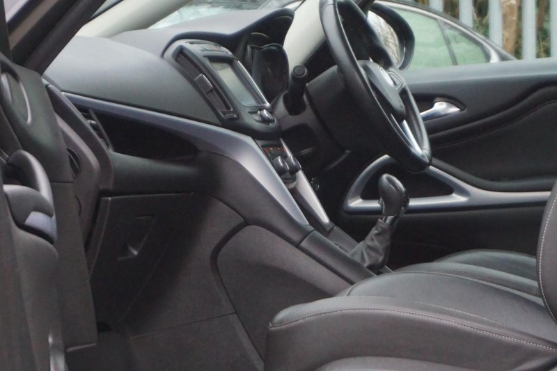 VAUXHALL ZAFIRA TOURER