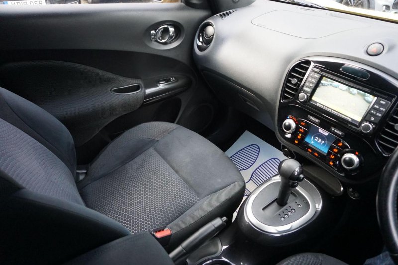 NISSAN JUKE