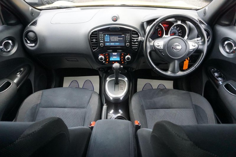 NISSAN JUKE