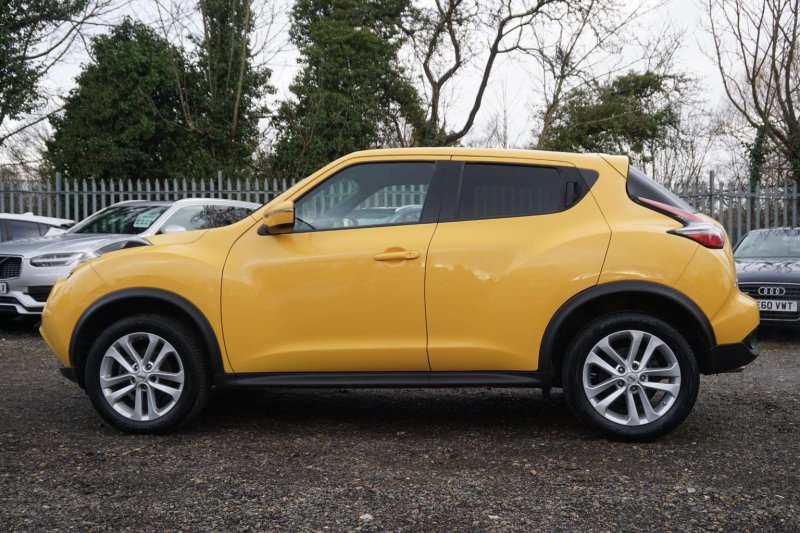 NISSAN JUKE
