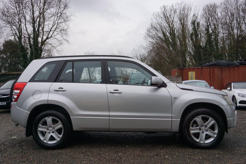 SUZUKI GRAND VITARA