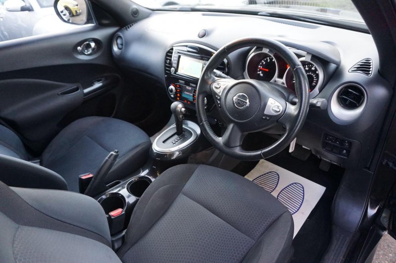 NISSAN JUKE