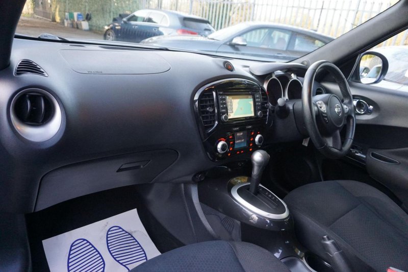 NISSAN JUKE