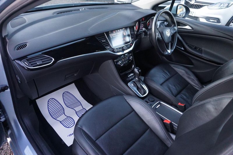 VAUXHALL ASTRA