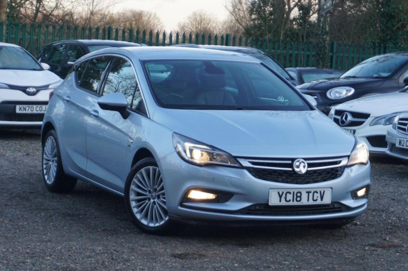 VAUXHALL ASTRA