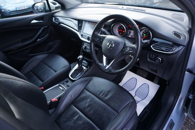 VAUXHALL ASTRA