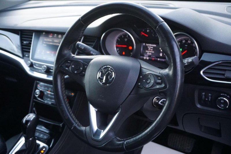 VAUXHALL ASTRA