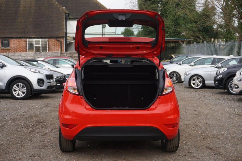 FORD FIESTA