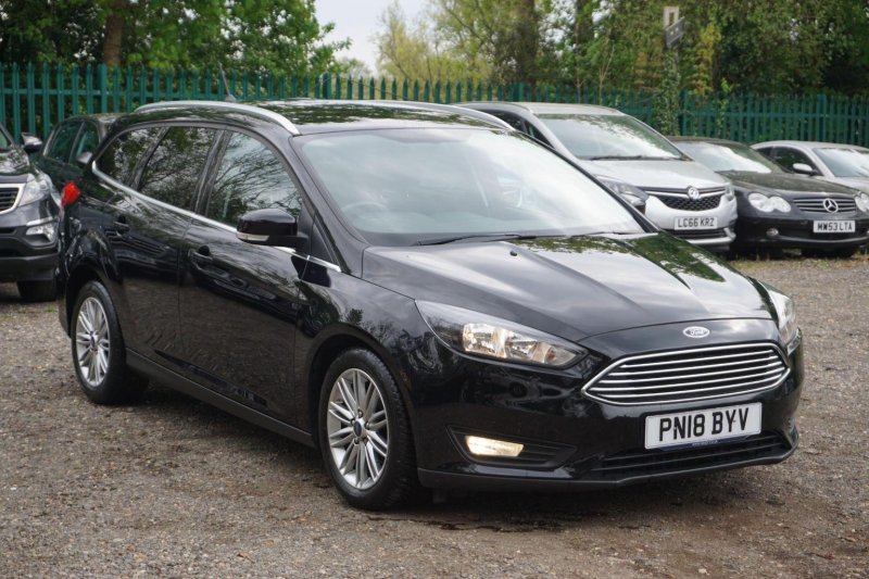 FORD FOCUS
