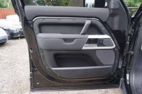 LAND ROVER DEFENDER 110