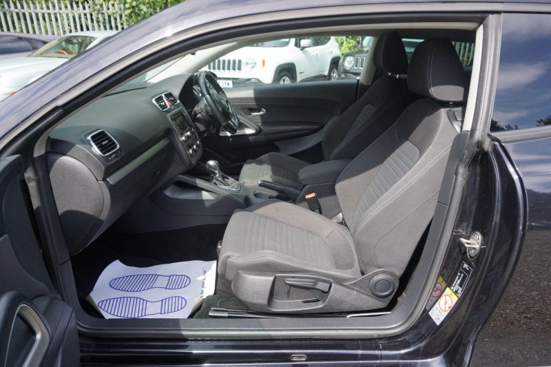 VOLKSWAGEN SCIROCCO