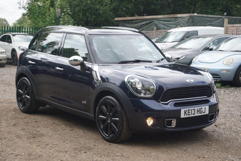 MINI COUNTRYMAN