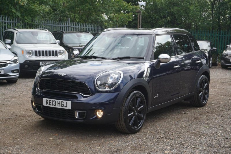 MINI COUNTRYMAN