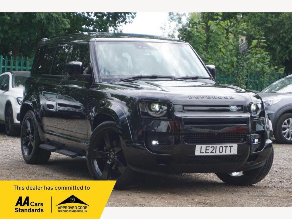 Used LAND ROVER DEFENDER 110 2021 Black for sale - £55990 in Staines ...